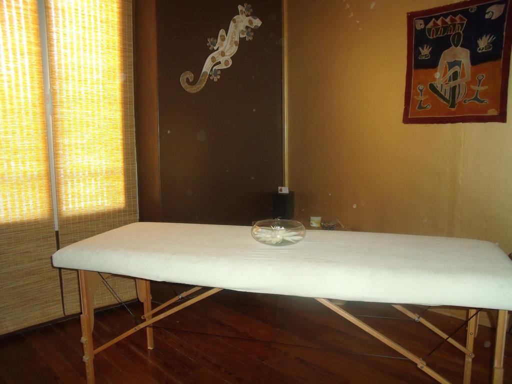 Le Domaine Des Tuileries Guest House Salins Ngoại thất bức ảnh